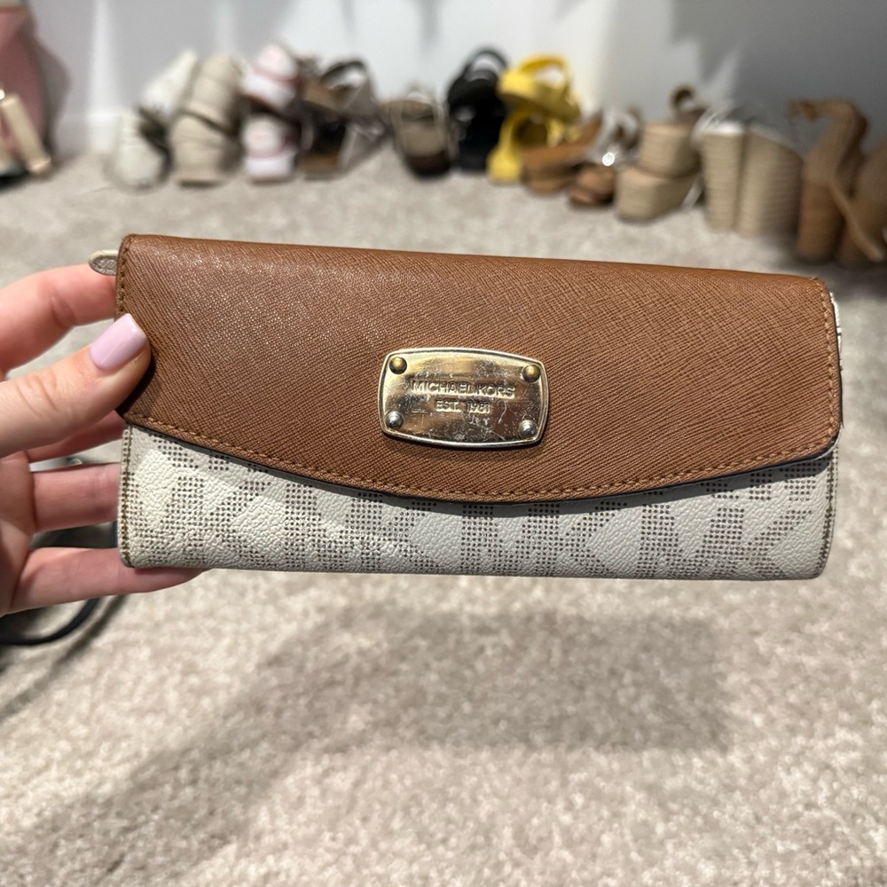 Michael Kors Tan and Gray Women's Wallet